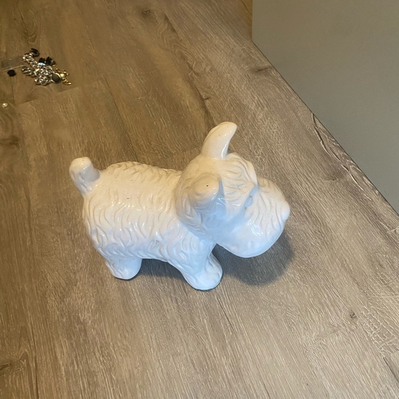 Dog statue - Picture 2 of 8